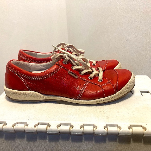 Josef Seibel Caren 01 | RED SHOES - Picture 3 of 11